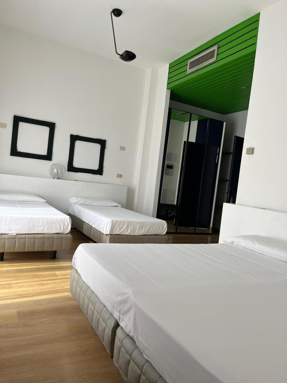 Park Hotel Residence Crema Esterno foto