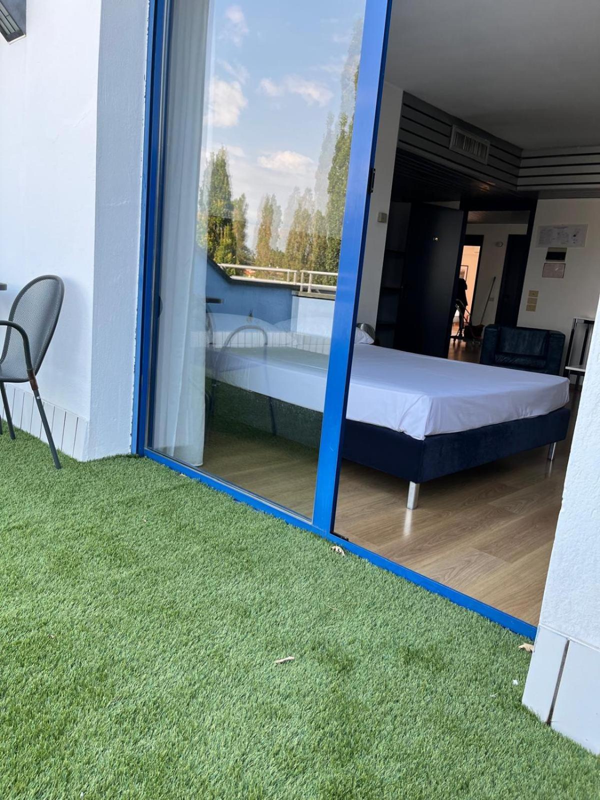 Park Hotel Residence Crema Esterno foto