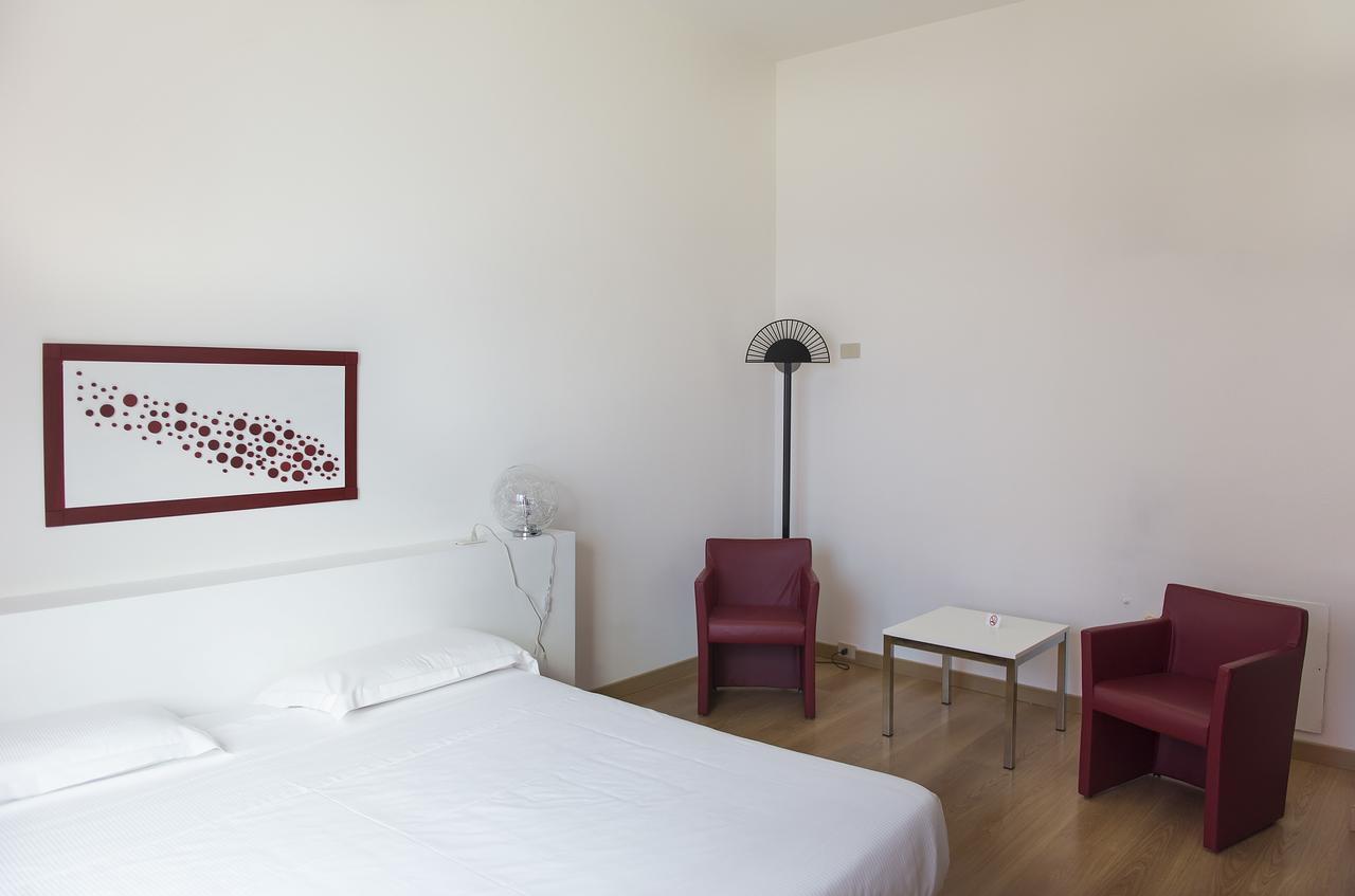 Park Hotel Residence Crema Esterno foto