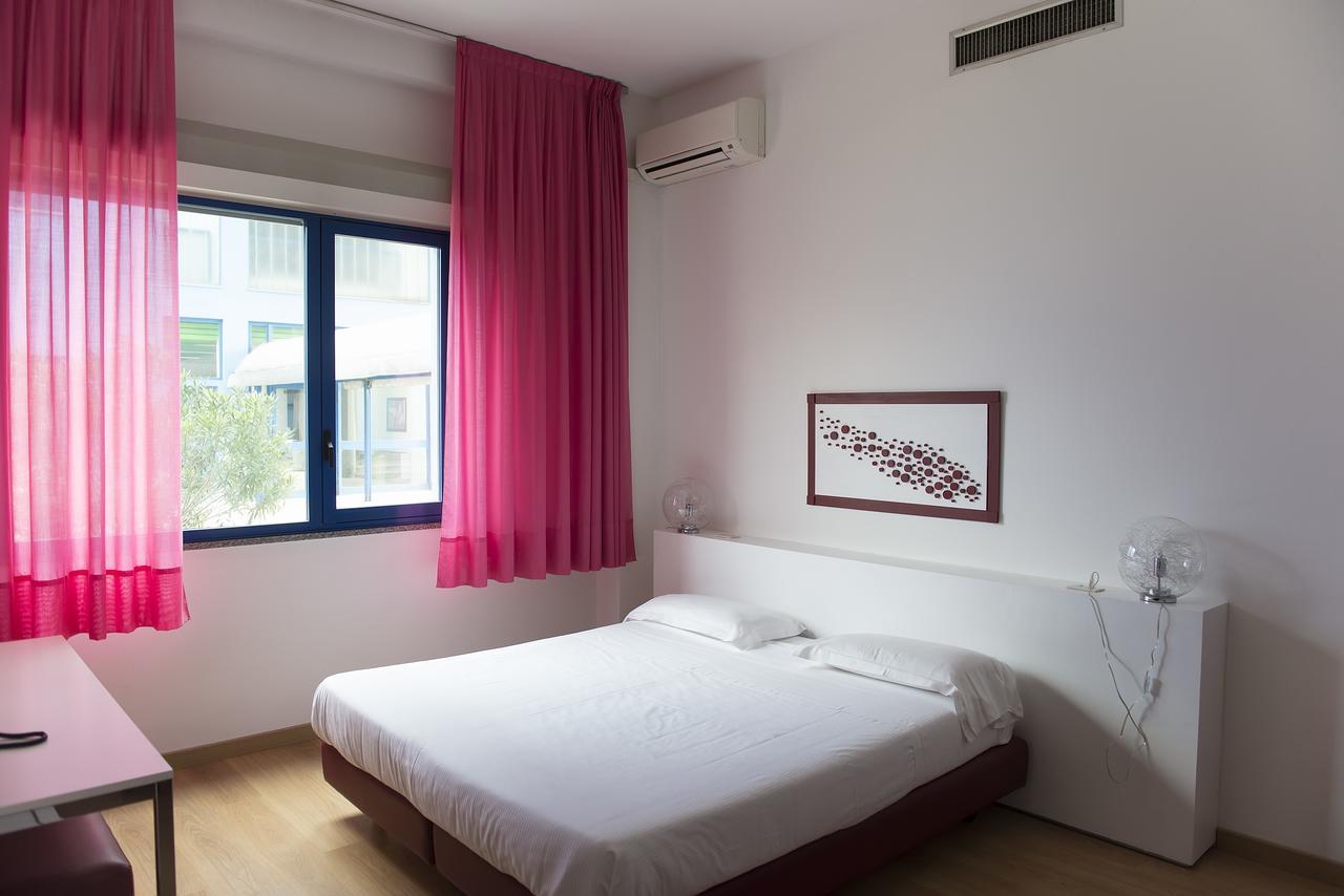 Park Hotel Residence Crema Esterno foto